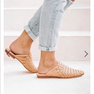 NEW Liberte Leather Prague Wove Mule Flats Slip On Shoes Cream